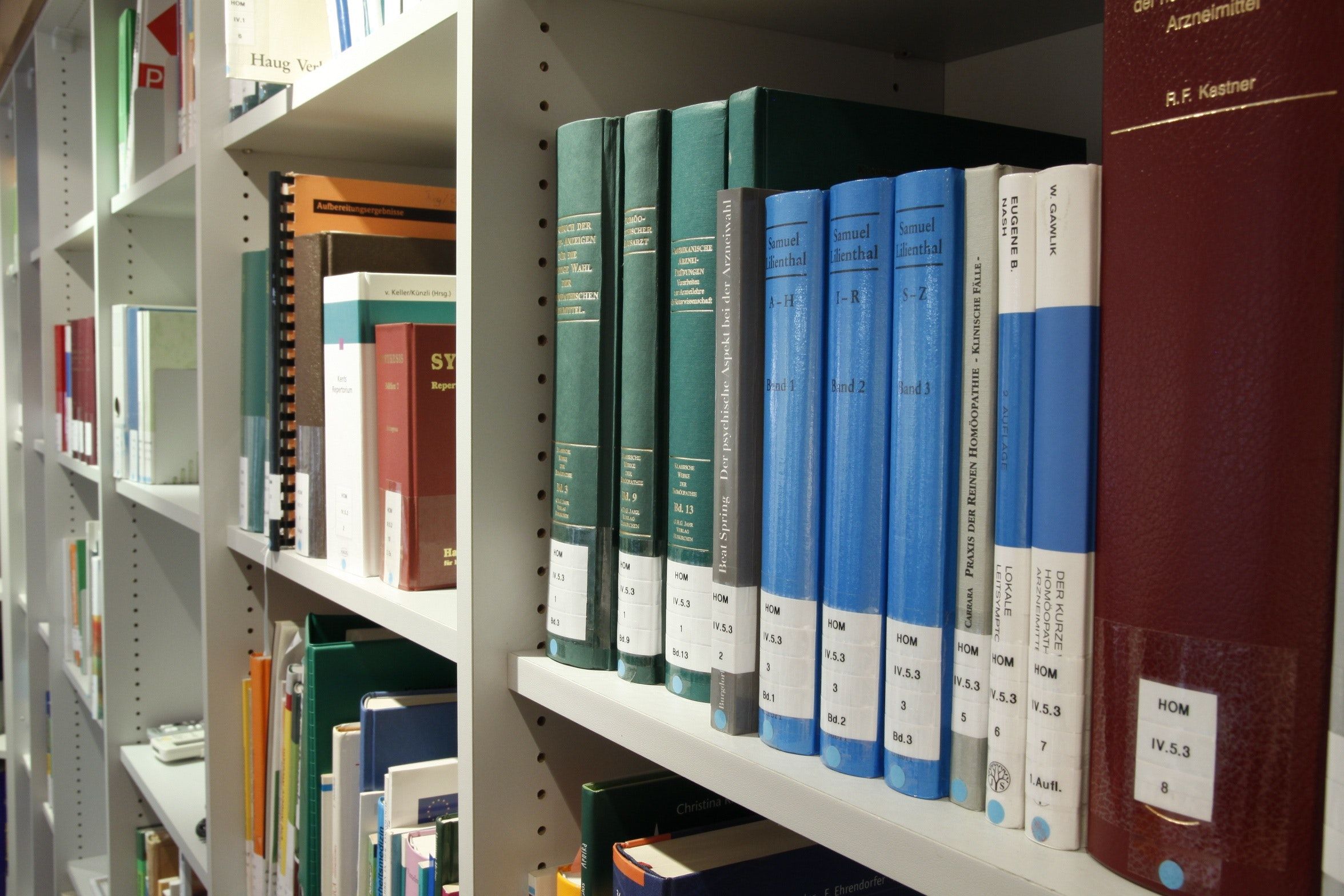 Find out about Alumni Scientific Program for International Research & Education!