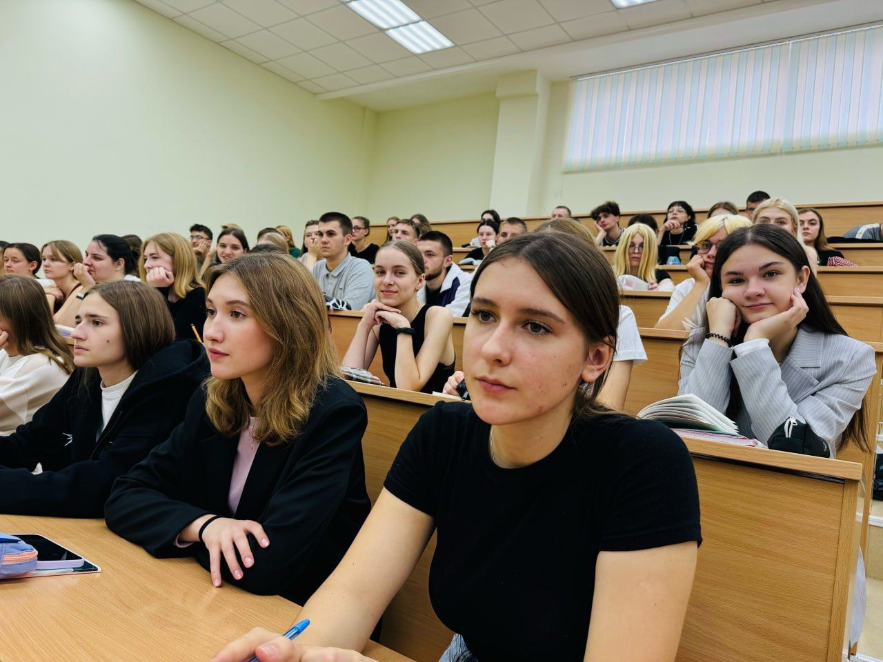 Месяц первокурсника. В ГрГМУ прошла информационная встреча, посвященная геноциду белорусского народа