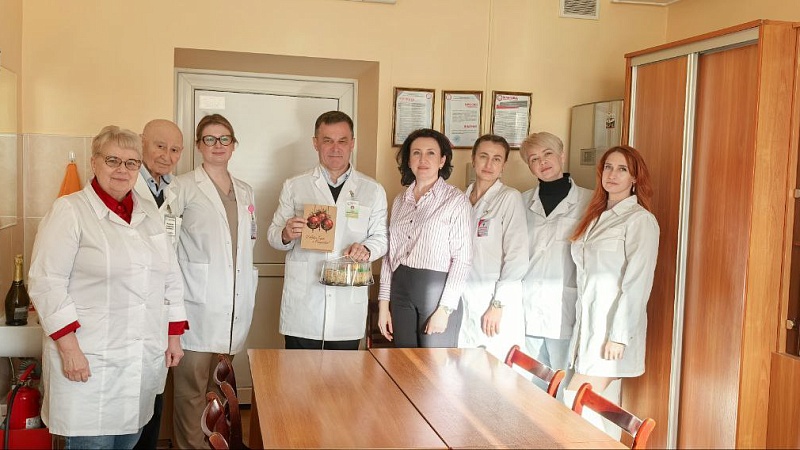 Поздравление от руководства ГрГМУ с наступающими праздниками