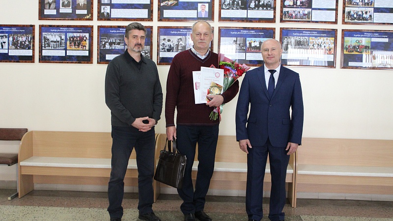 Поздравление начальника спортивного клуба «Медик» Николая Михайловича Виршича с 60-летним юбилеем!