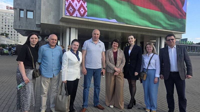 Делегация ГрГМУ приняла участие в торжественных мероприятиях, посвященных Дню медицинских работников
