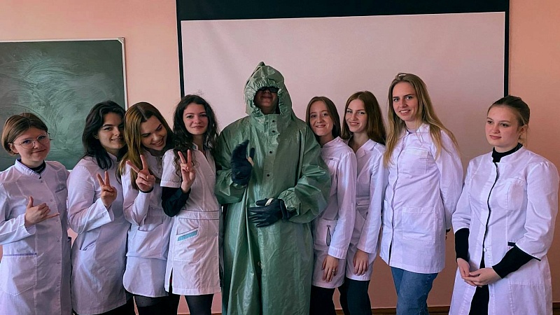 1 группа медико-психологического факультета в ОЗК Снежицкий А.В.