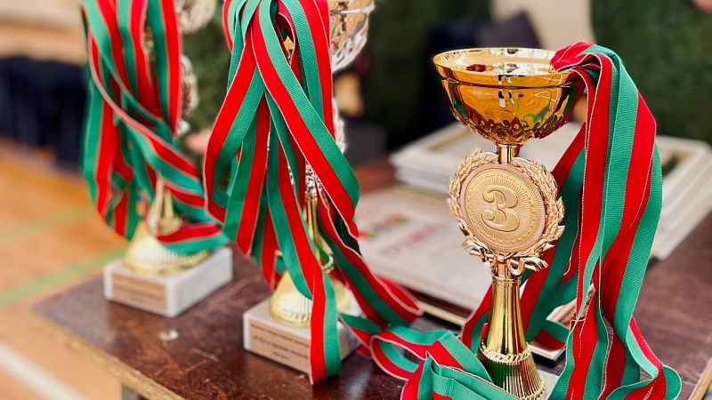 113
