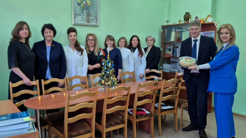 С наступающим Новым годом!