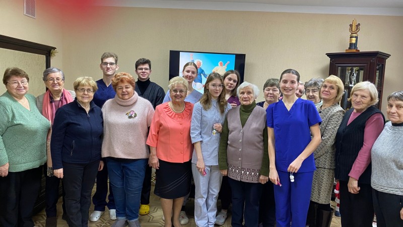 Студенты ГрГМУ в рамках социального проекта «Помощь. Участие. Долголетие» провели просветительское мероприятие о здоровом долголетии в агрогородке Вертелишки