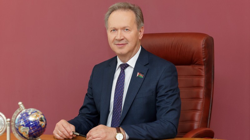 Член Совета Республики Жук Игорь Георгиевич проведет прямую телефонную линию и личный прием граждан