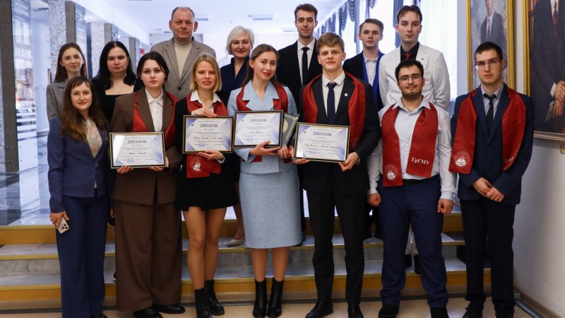 Команды ГрГМУ - победители регионального этапа республиканского конкурса «Всебелорусская Лига Дебатов»!