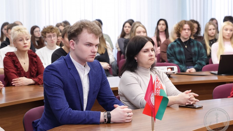 Память сквозь годы. В ГрГМУ прошел круглый стол, посвященный 83‑й годовщине Хатынской трагедии