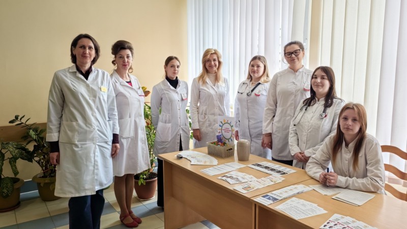 Эффективное взаимодействие образования и практики: акция «Маршрут долголетия» на базе городской поликлиники №6