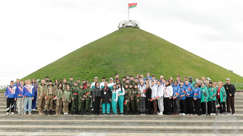 Более 120 участников, десятки испытаний и дух патриотизма: брендовый проект ГрГМУ «Игры патриотов» стартовал!
