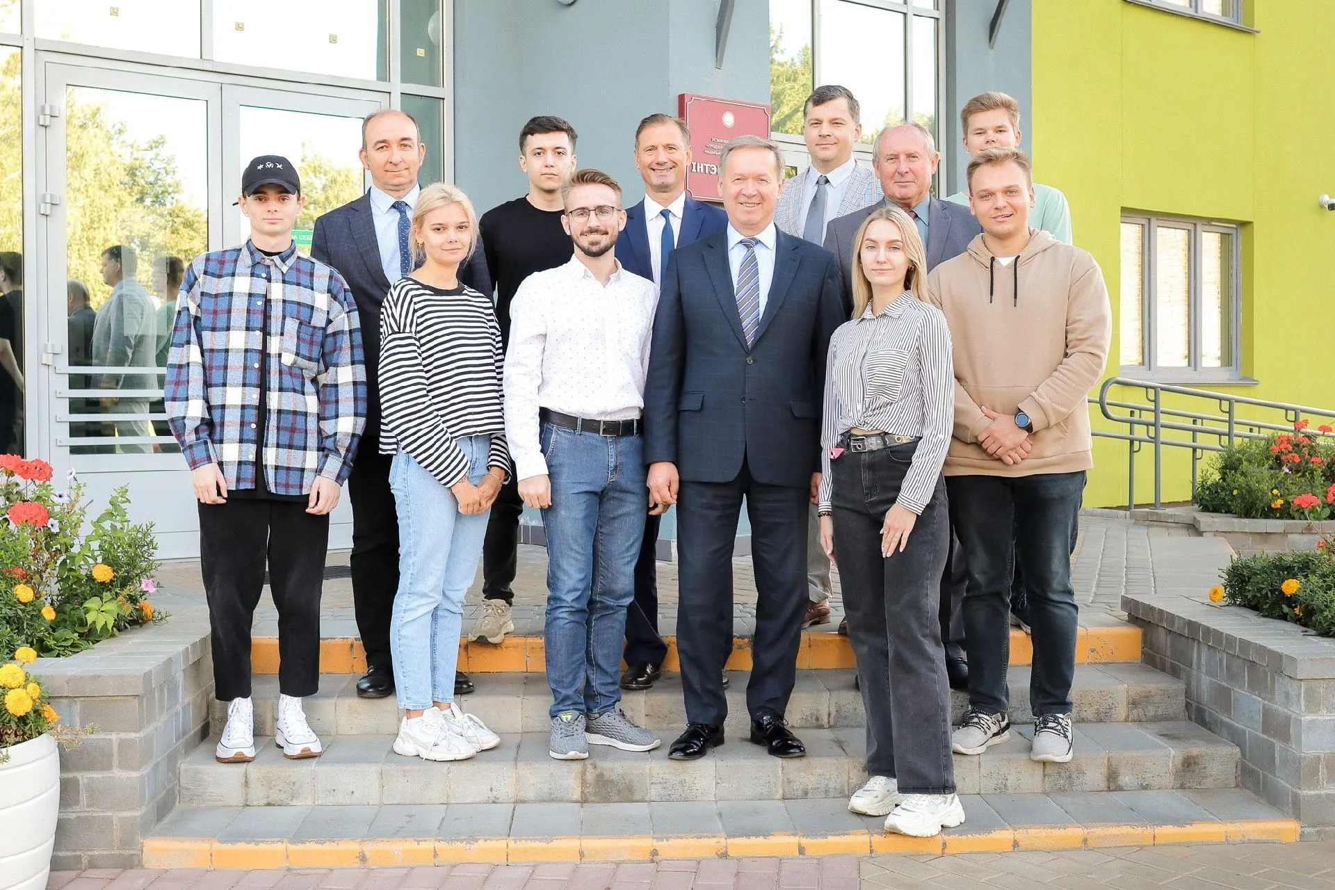 Сотрудники и студенты Гродненского медуниверситета прошли бустеризацию против COVID-19
