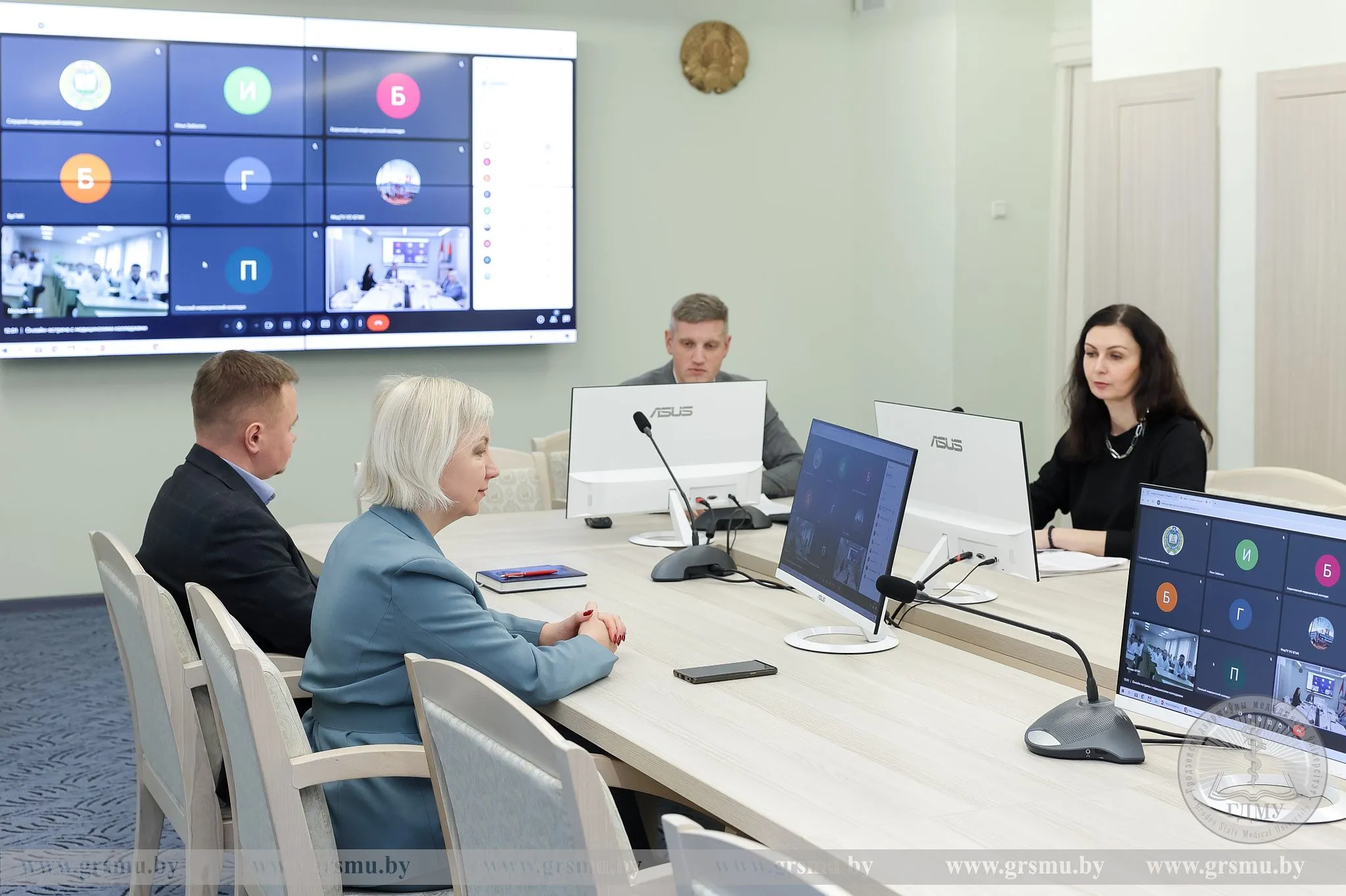 В ГрГМУ прошла профориентационная встреча с выпускниками медицинских колледжей