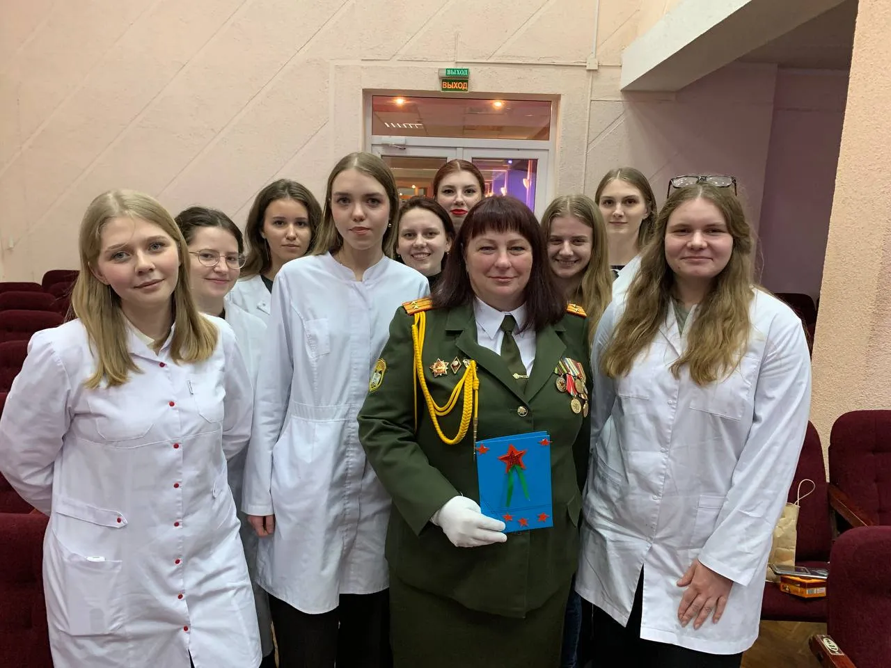 «ПИСЬМА ЗАЩИТНИКАМ ОТЕЧЕСТВА» – СТУДЕНЧЕСКАЯ ПРАЗДНИЧНАЯ ПОЧТА