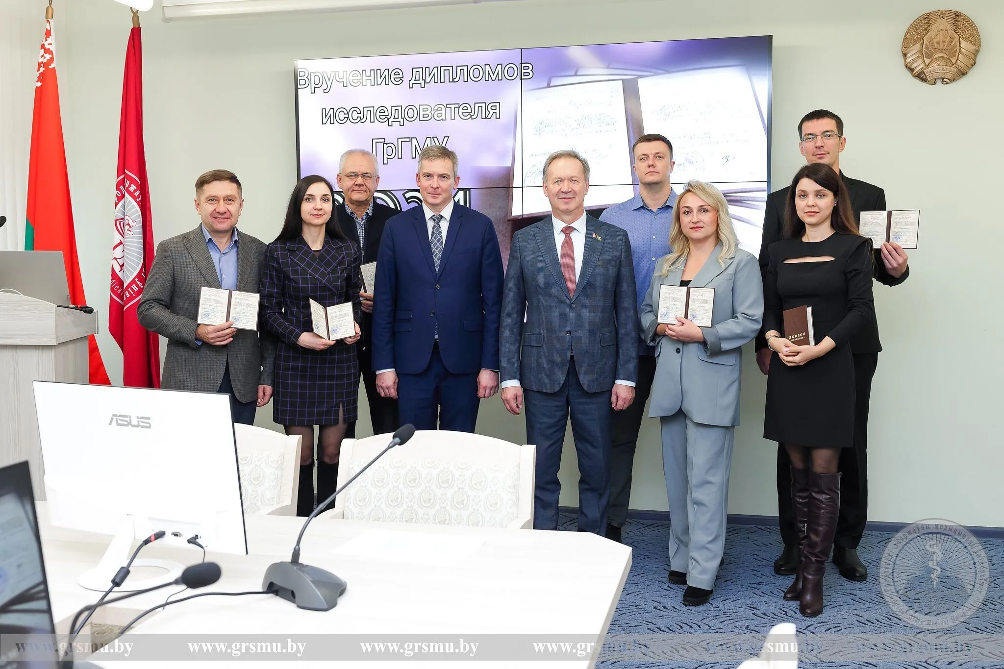 В ГрГМУ прошло торжественное вручение дипломов исследователя выпускникам аспирантуры
