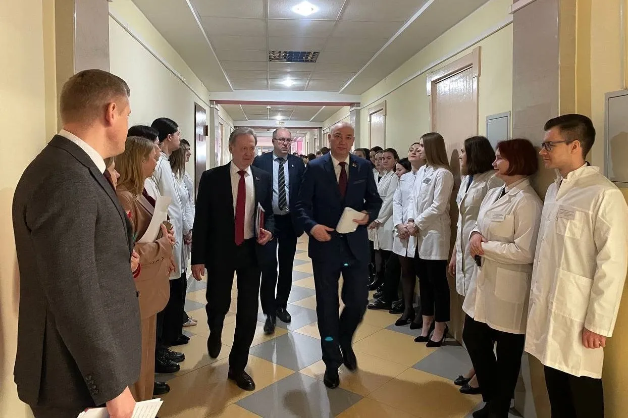Прямо сейчас в ГрГМУ проходит окончательное распределение выпускников 2024