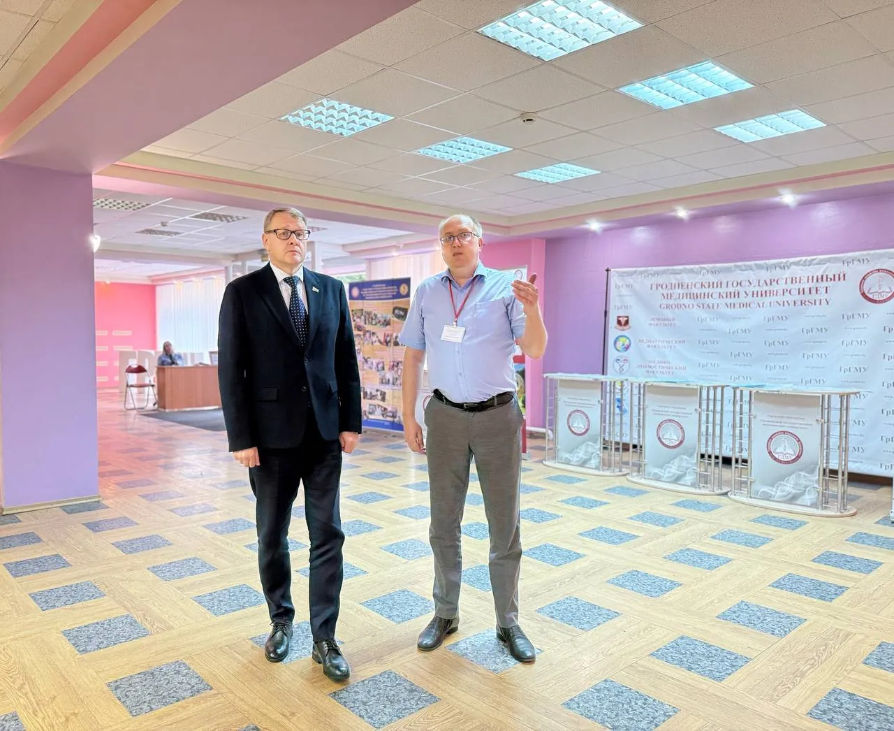 Помощник Президента – инспектор по Гродненской области Константин Викторович Бурак посетил Гродненский медицинский университет