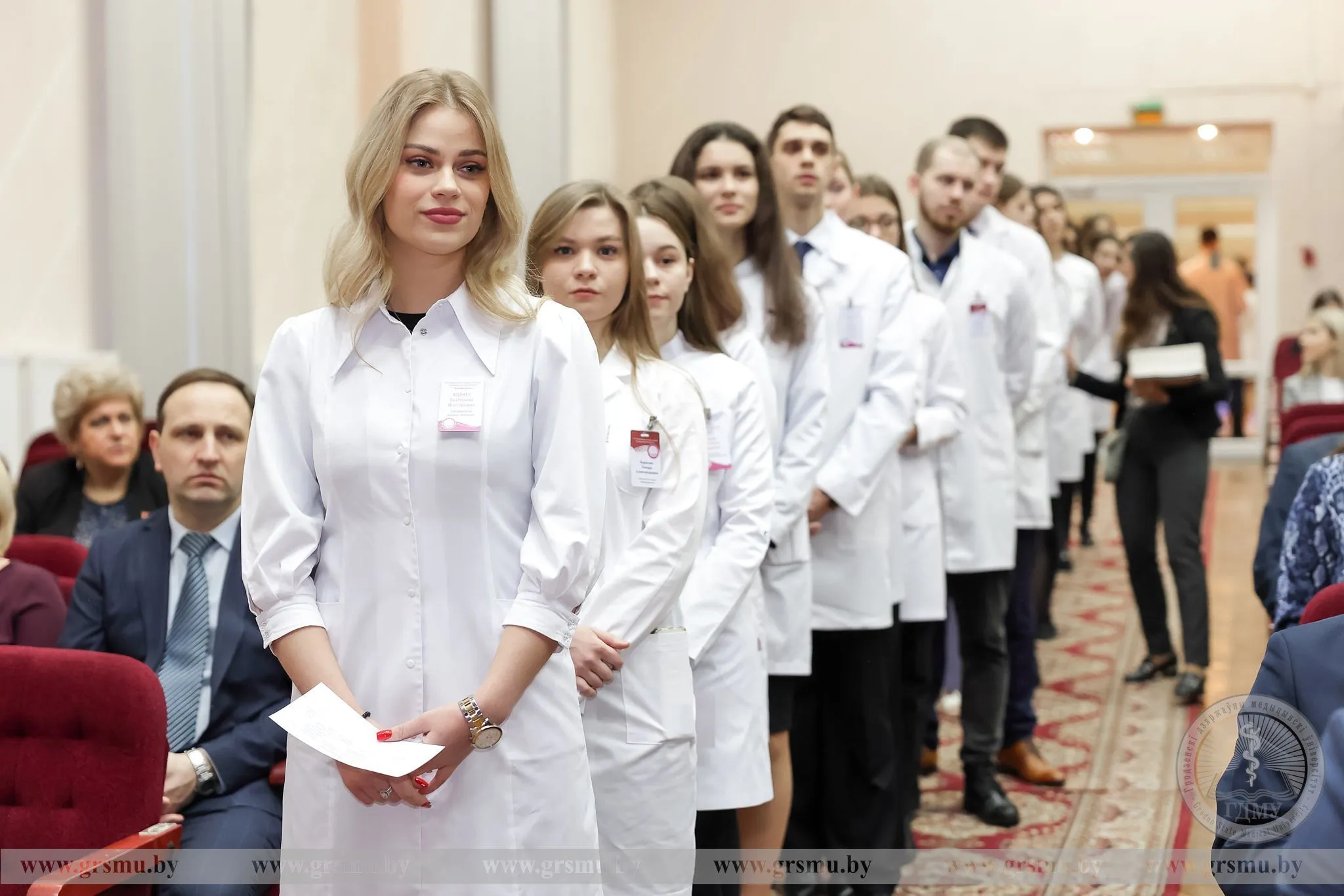 На шаг ближе к профессии врача. В ГрГМУ проходит предварительное распределение выпускников