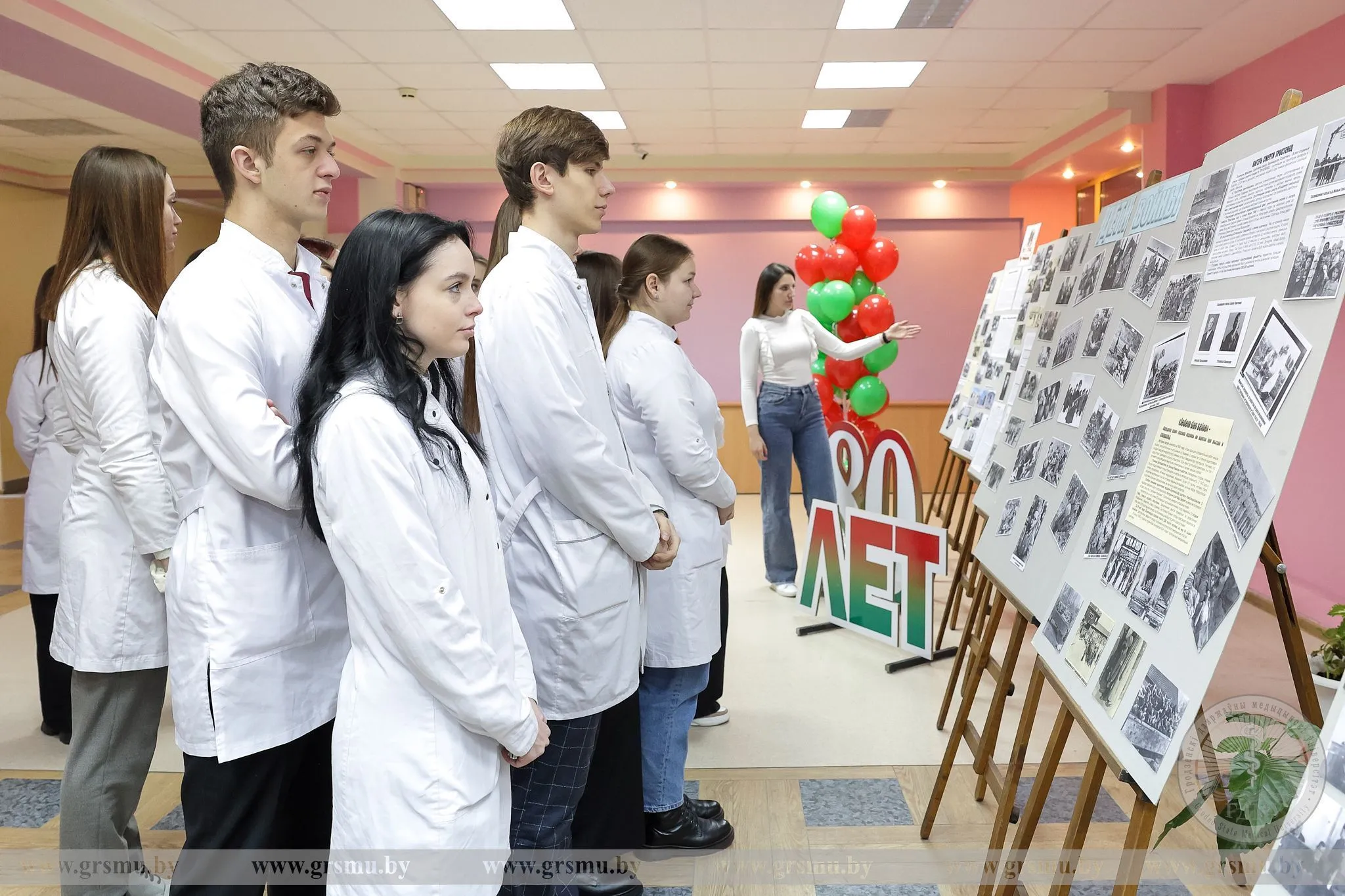 Выставка к Международному дню памяти жертв преступления геноцида