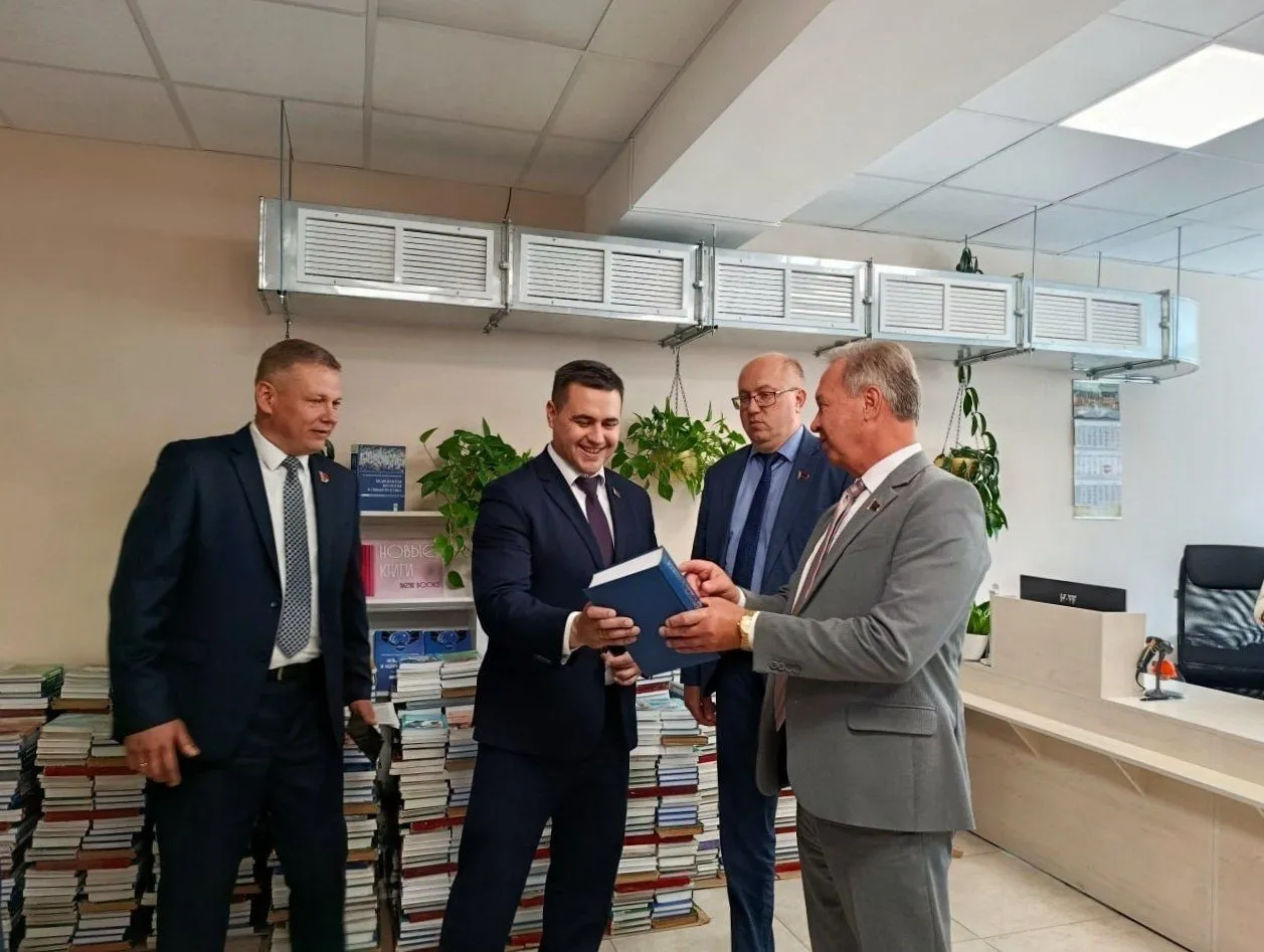 Министр образования Республики Беларусь Андрей Иванович Иванец с рабочим визитом посетил Гродненский государственный медицинский университет