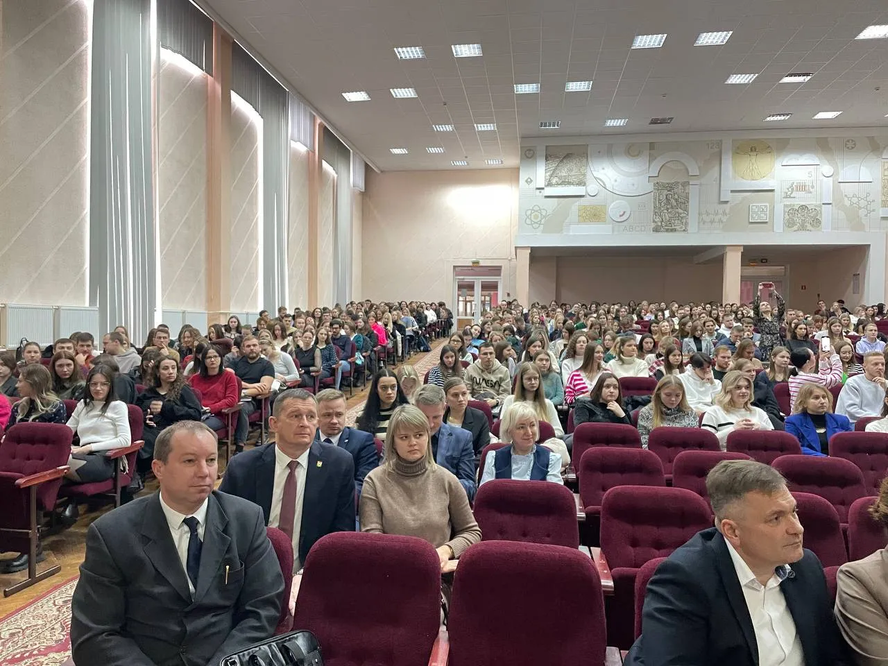В Гродненском медуниверситете состоялась встреча представителей учреждений здравоохранения с выпускниками вуза