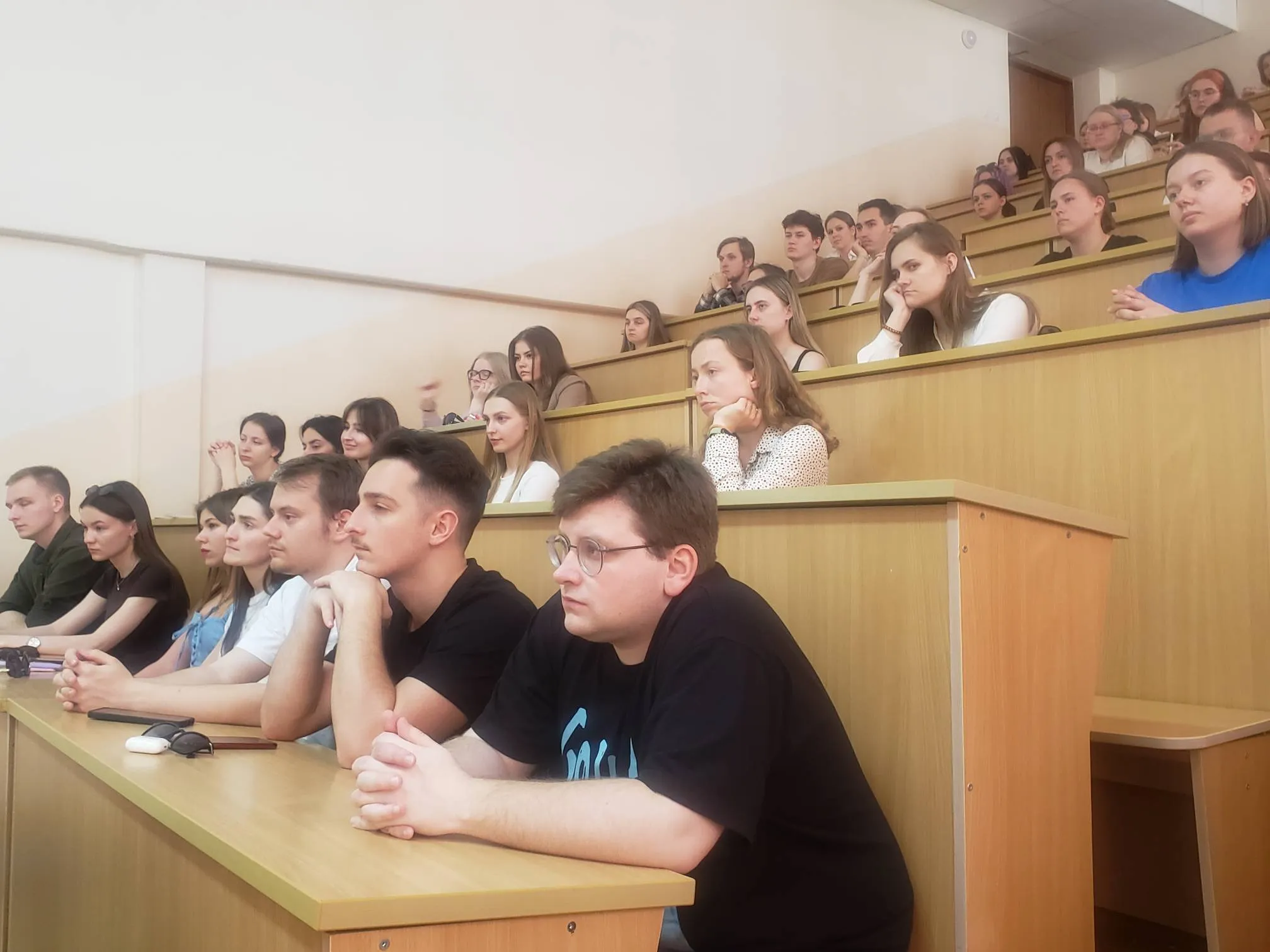 Думать о первом рабочем месте еще со студенческой скамьи: к вопросу о профессиональном самоопределении