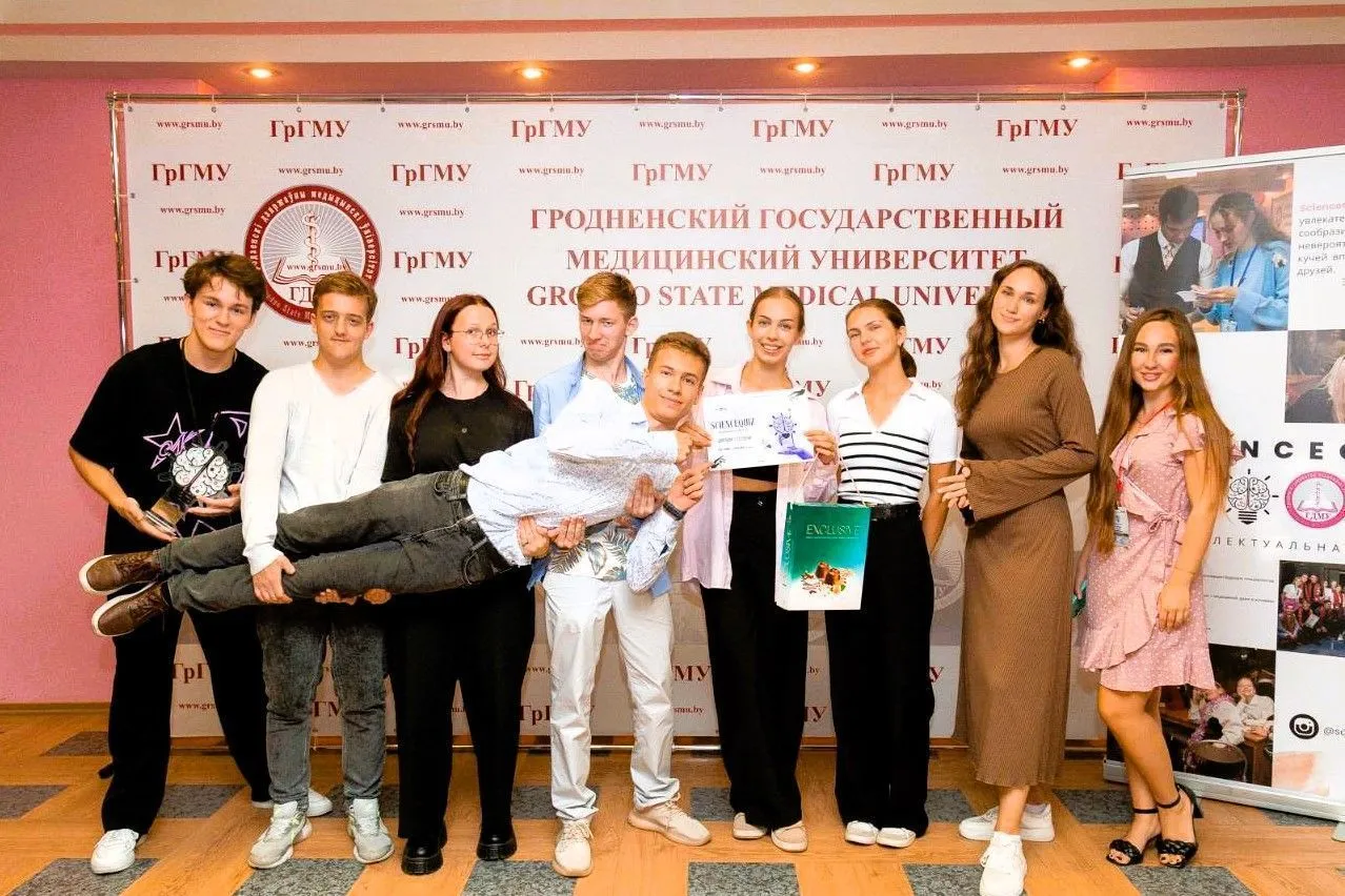 Интеллектуальная игра Science Quiz прошла в ГрГМУ в рамках «Месяца первокурсника»