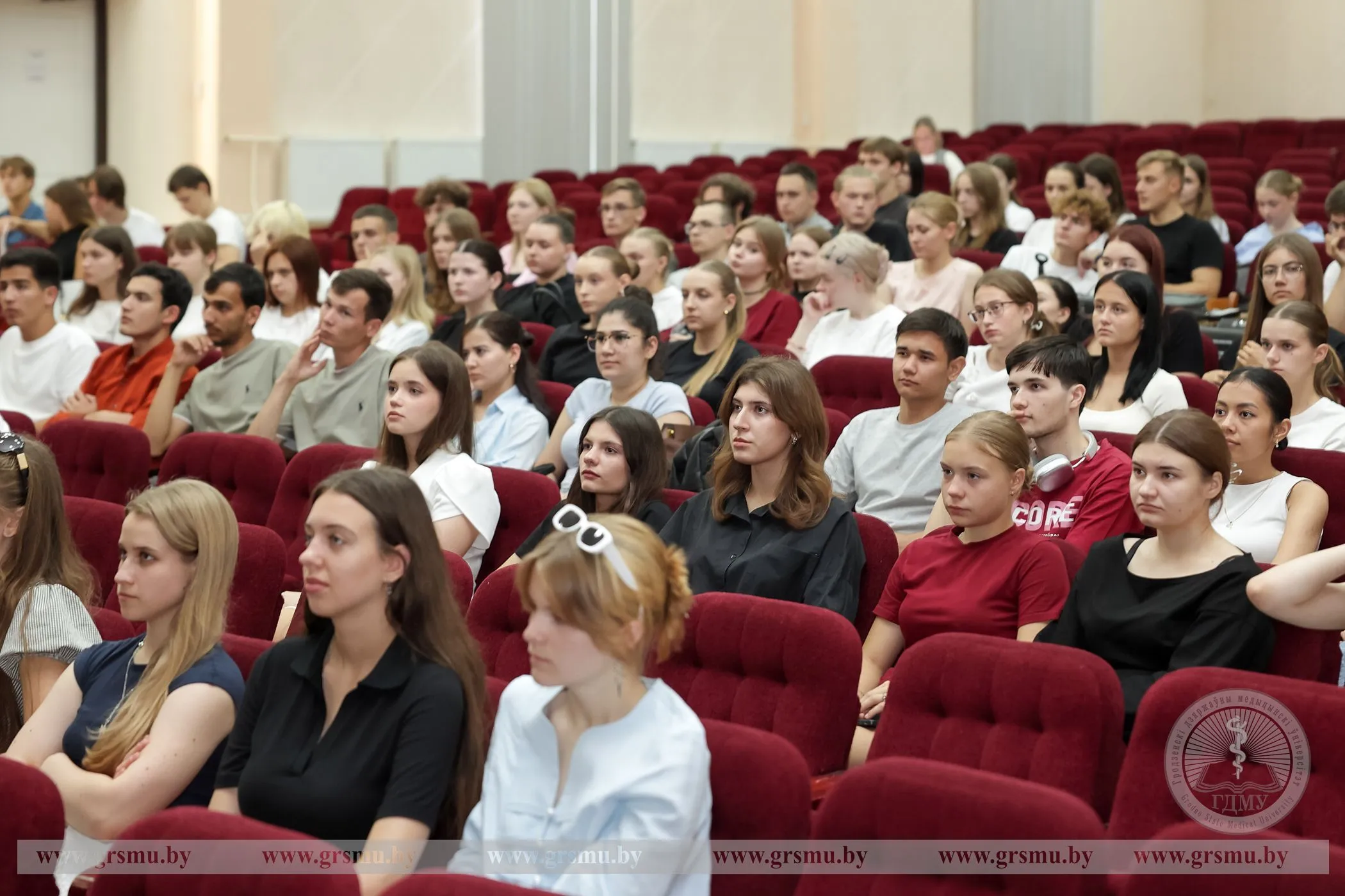 Формирование правовой культуры студентов: в ГрГМУ обсудили безопасность в сети и основы семейного права