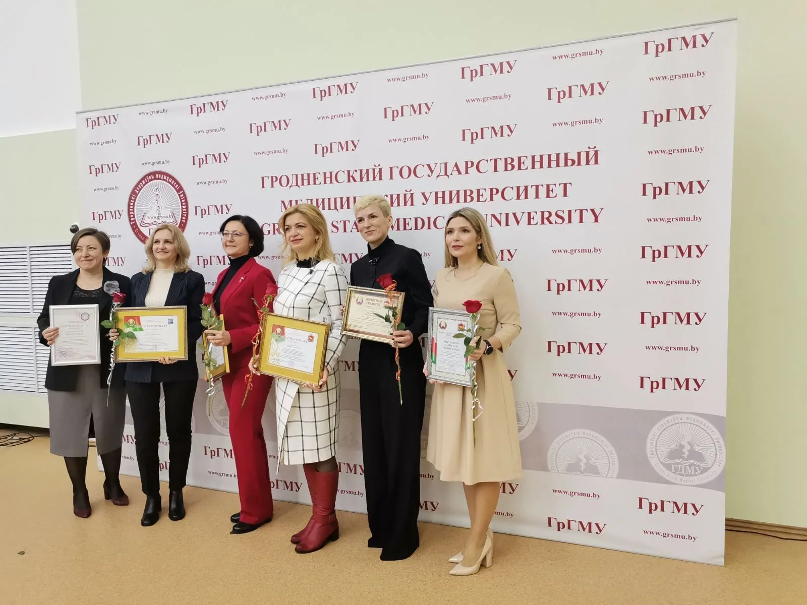 Члены БСЖ получили награды