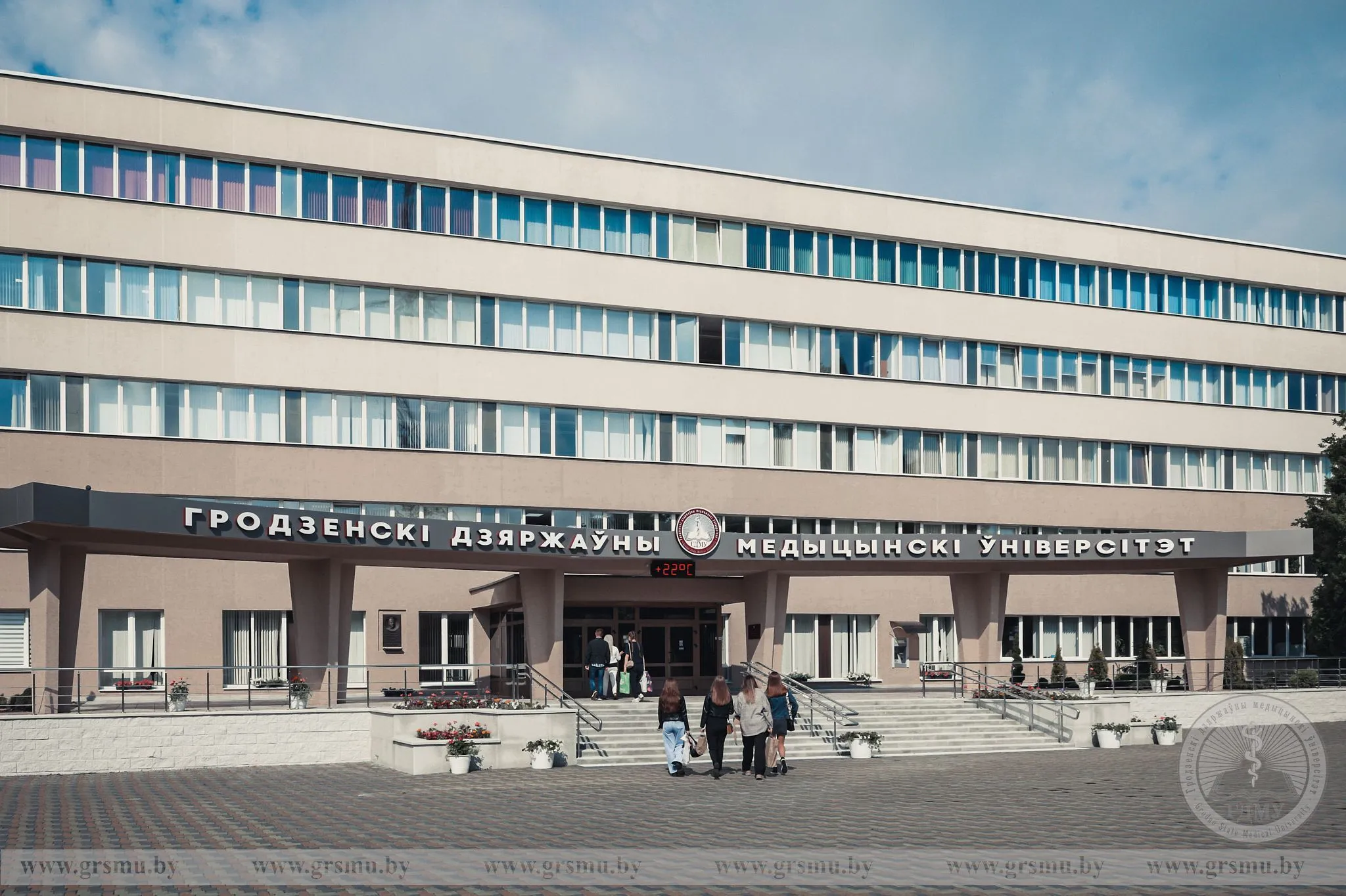 В Гродненском медуниверситете продолжается набор на платную форму получения образования