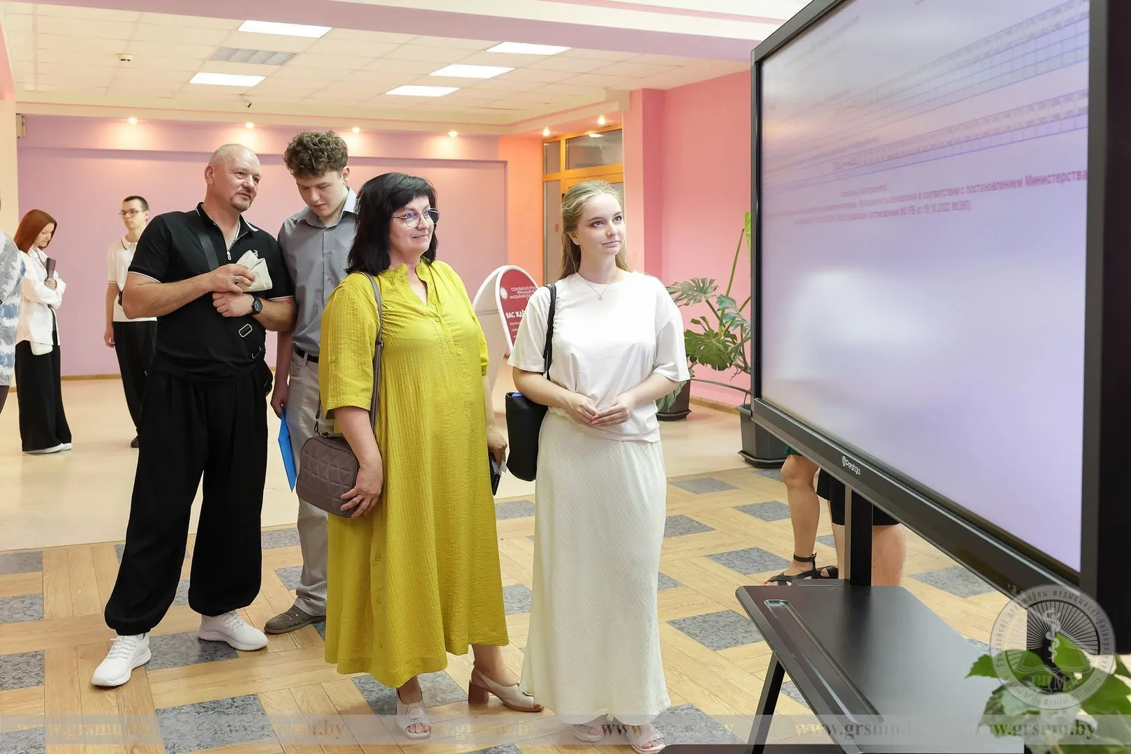 Поступай в ГрГМУ! В Гродненском государственном медицинском университете стартовала приемная кампания 