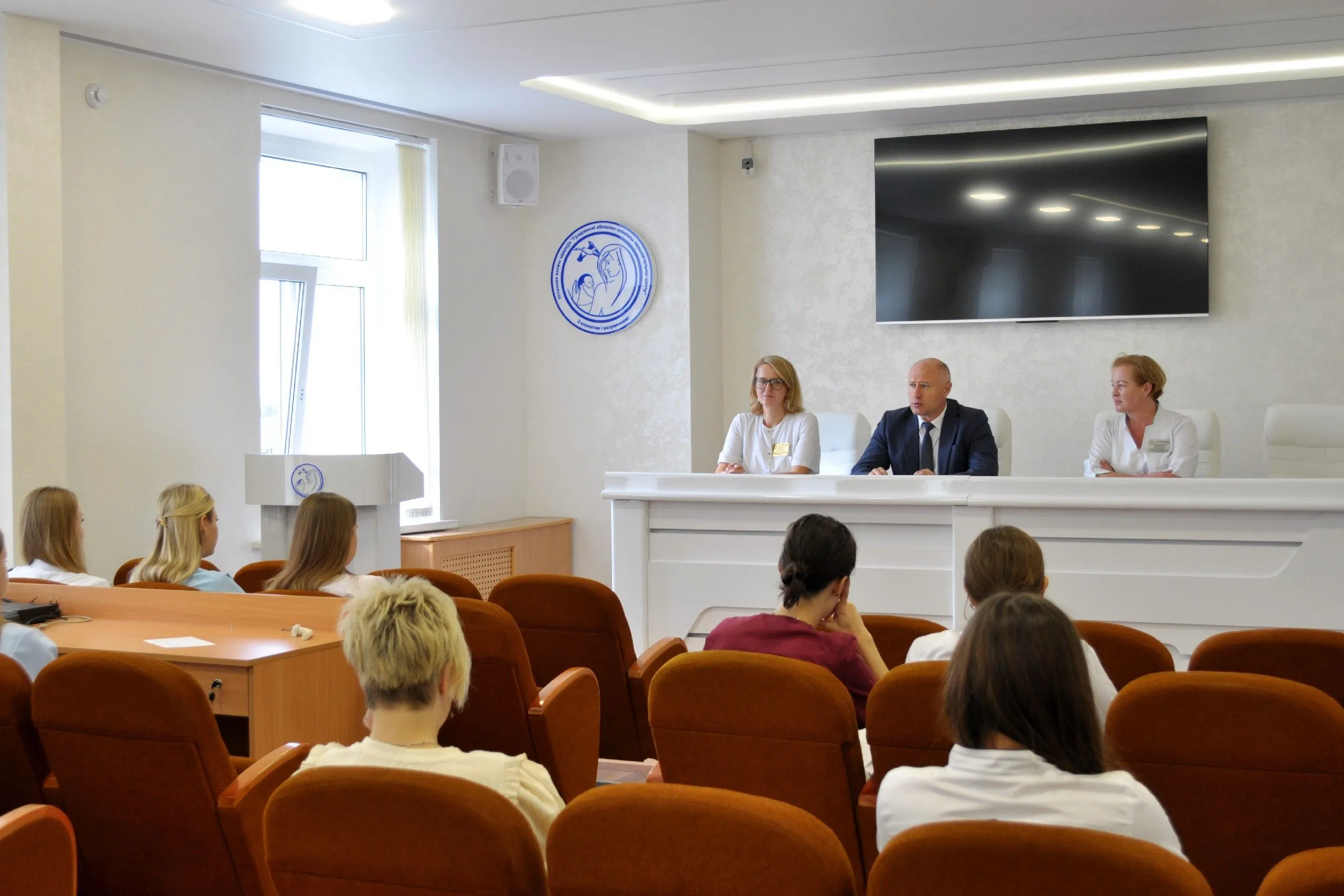 Руководство ГрГМУ продолжает мониторинг первых рабочих мест