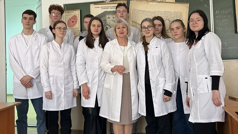 Воспитательное мероприятие на тему «Международный день родного языка». 12 группа 1 курса педиатрического факультета. Преподаватель Михальчук Е. Ч.
