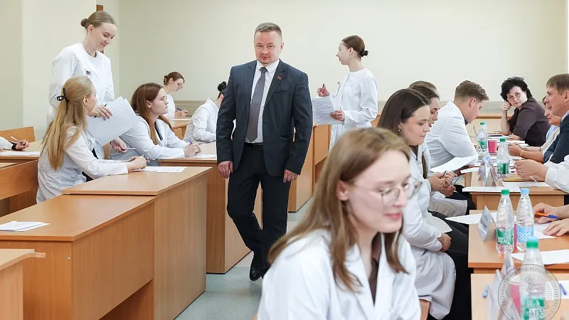 Финишная прямая: выпускники медико‑диагностического факультета ГрГМУ сдают государственные экзамены