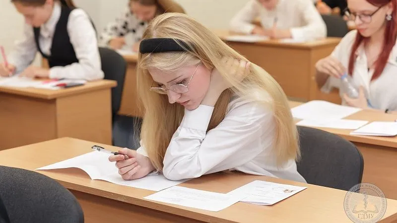 Шаг на пути к мечте. В ГрГМУ продолжается сдача внутреннего экзамена по биологии
