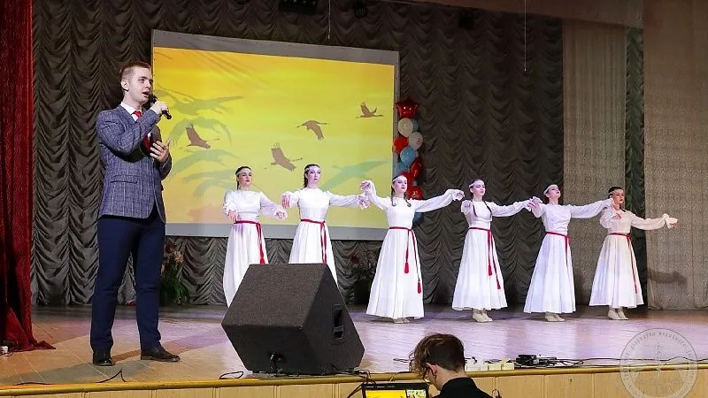 1 (655)