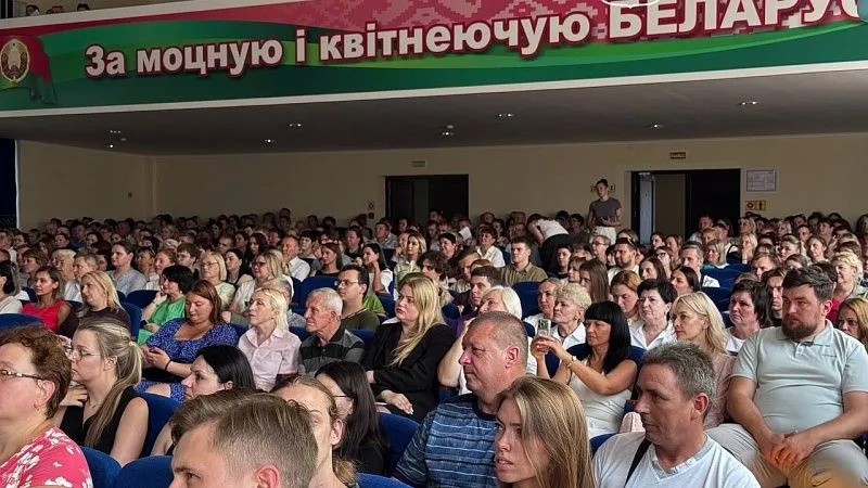 В Гродно прошел открытый диалог с Министром информации Республики Беларусь