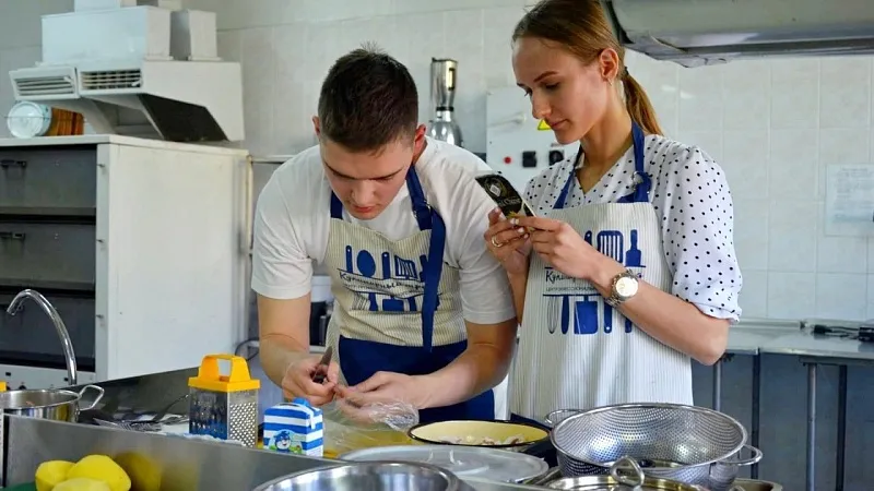 Студенты Гродненского медуниверситета приняли участие в республиканском конкурсе «Счастливы вместе»