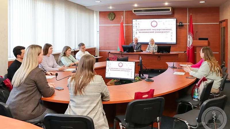 3C4A4404