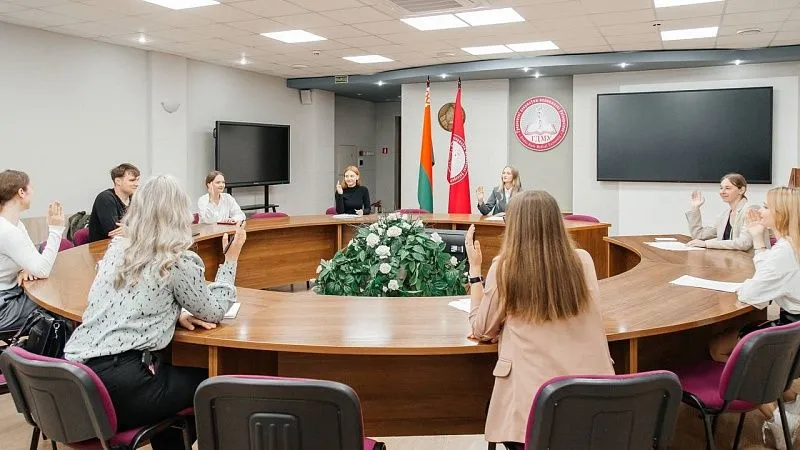 В ГрГМУ в преддверии Дня народного единства прошло заседание студенческого совета соуправления