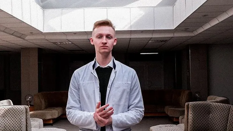 Выпускники-2023. Константин Тихонов: «Постоянно развивайтесь, ставьте цели и идите к ним!»