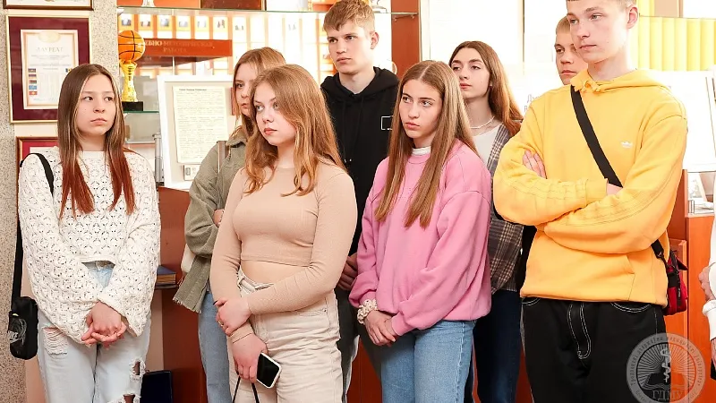 Гродненский медуниверситет посетили лицеисты из Барановичей