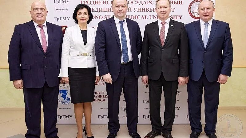 Тренд на практикоориентированность и развитие международной деятельности. В ГрГМУ состоялось расширенное заседание совета университета