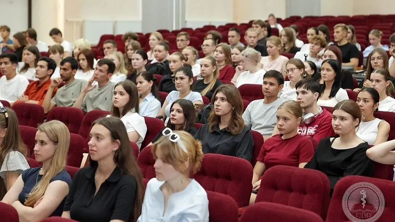 Формирование правовой культуры студентов: в ГрГМУ обсудили безопасность в сети и основы семейного права