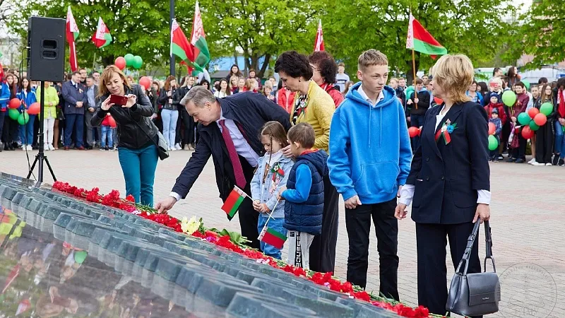 3C4A3693 1