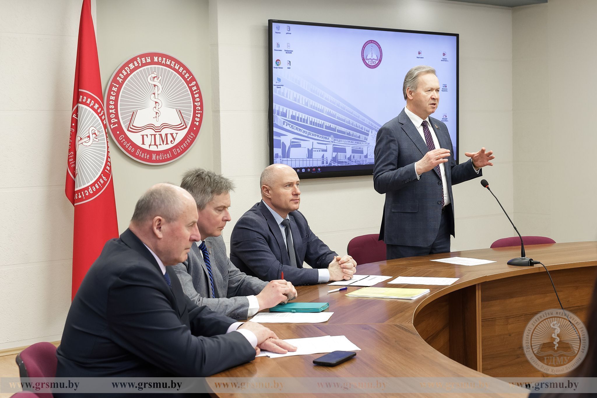 "Закон павінен працаваць не толькі на сённяшні дзень, але і на перспектыву". У ГрДМУ прайшло грамадскае абмеркаванне праекта Кодэкса аб ахове здароўя