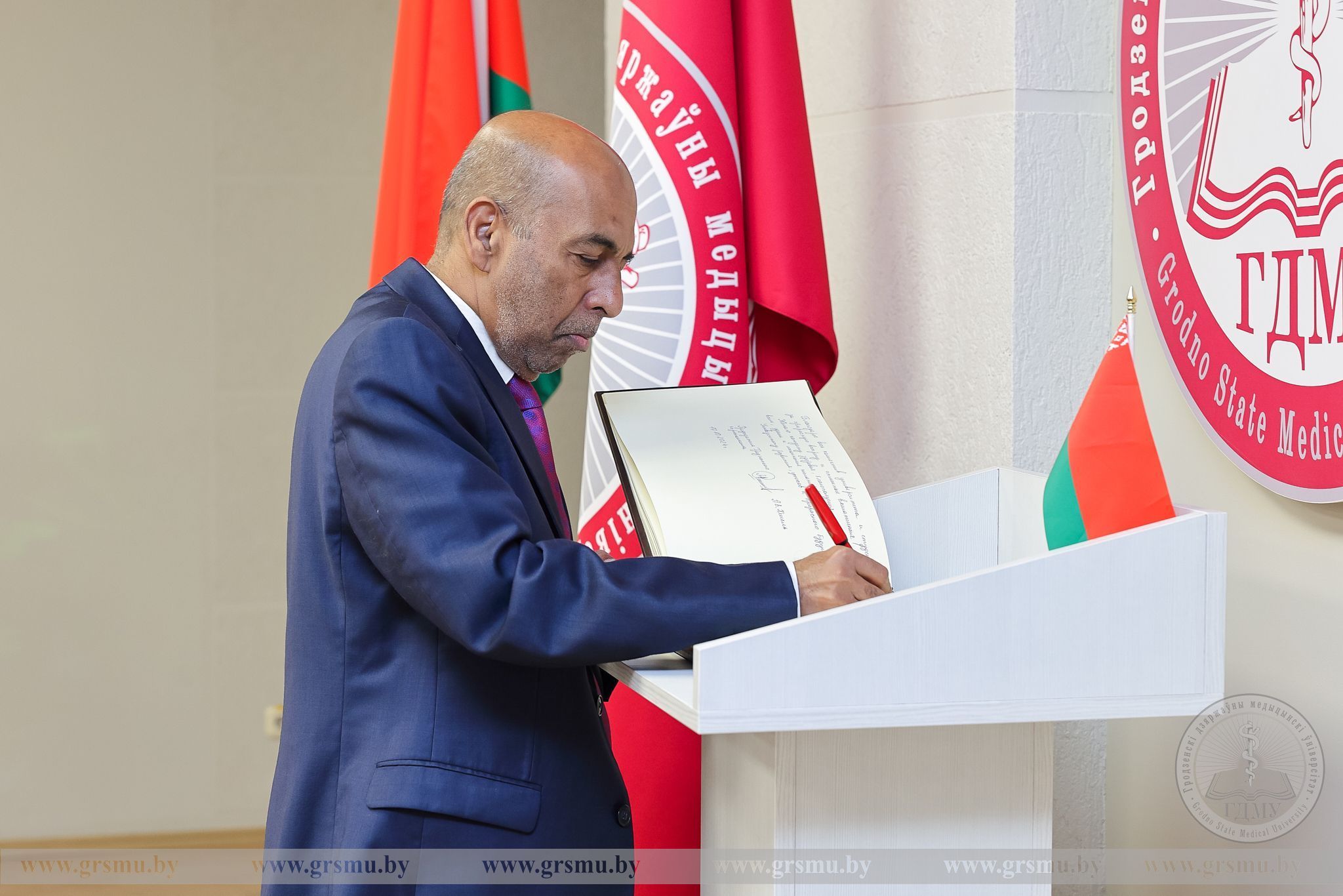 Ambassador of the Democratic Socialist Republic of Sri Lanka to the Russian Federation Pakir Mohidin Amza visited GrSMU