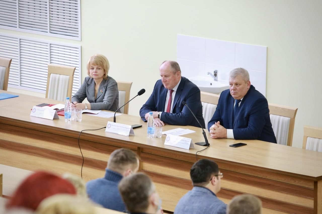 У ГДМУ абмеркавалі праект змяненняў і дапаўненняў Канстытуцыі Рэспублікі Беларусь