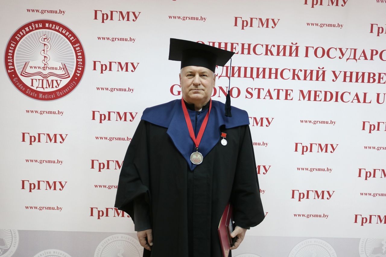 Поздравляем с почетной наградой!