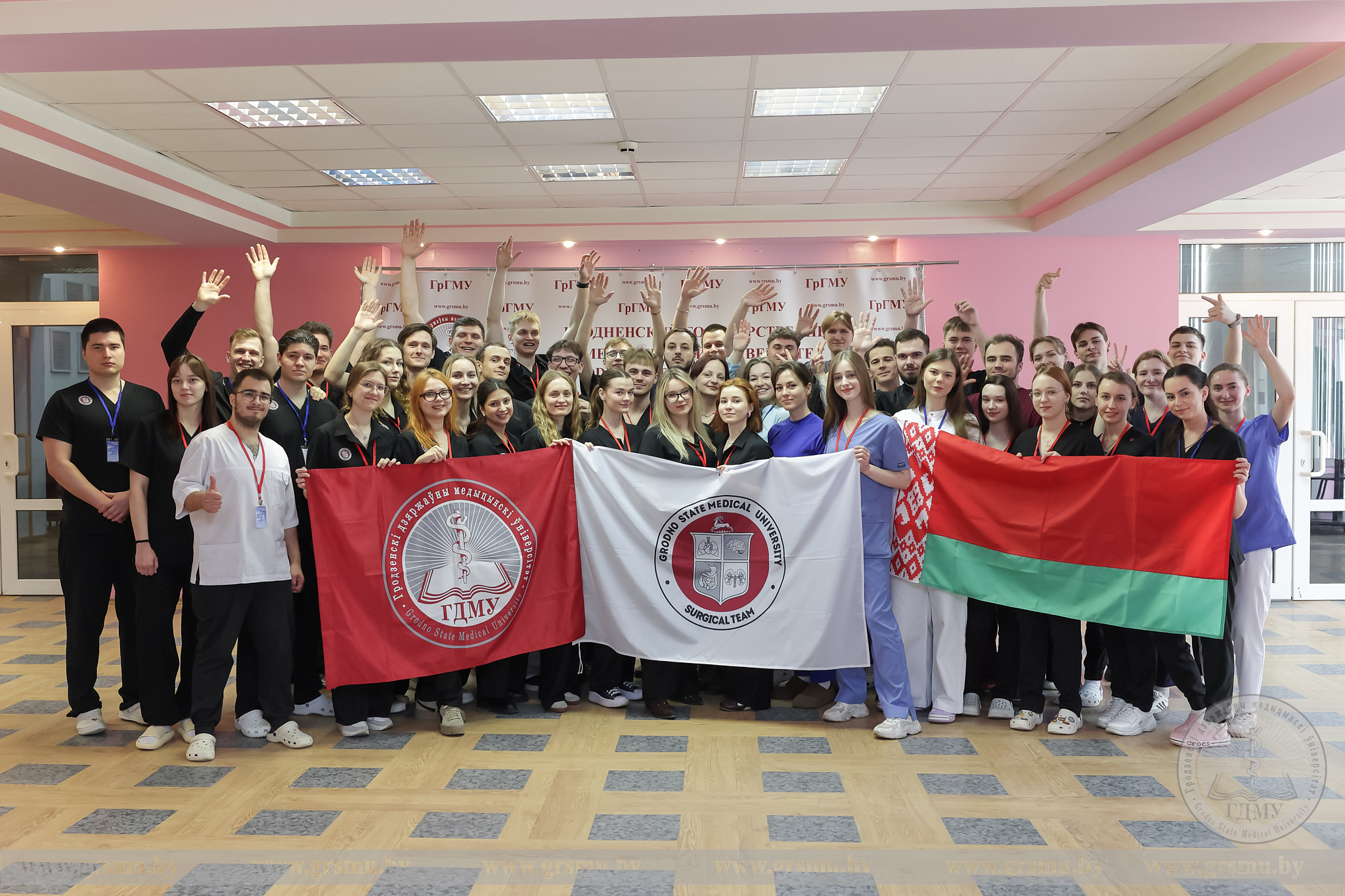 Студенты‑хирурги сошлись в медицинском баттле! В ГрГМУ проходит международная олимпиада по хирургии