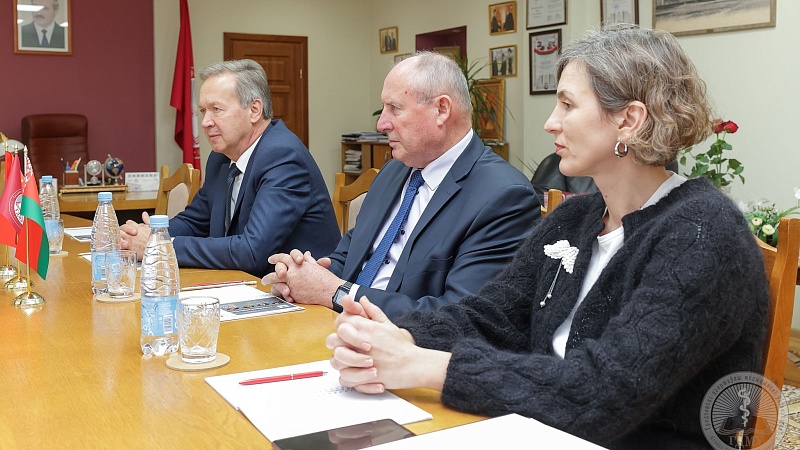 3C4A0371